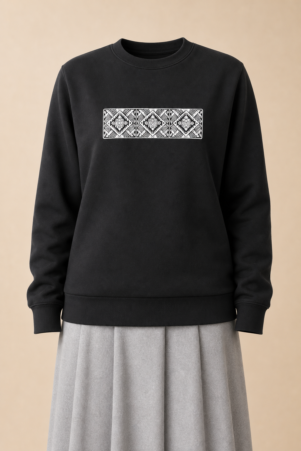 BLACK - on model