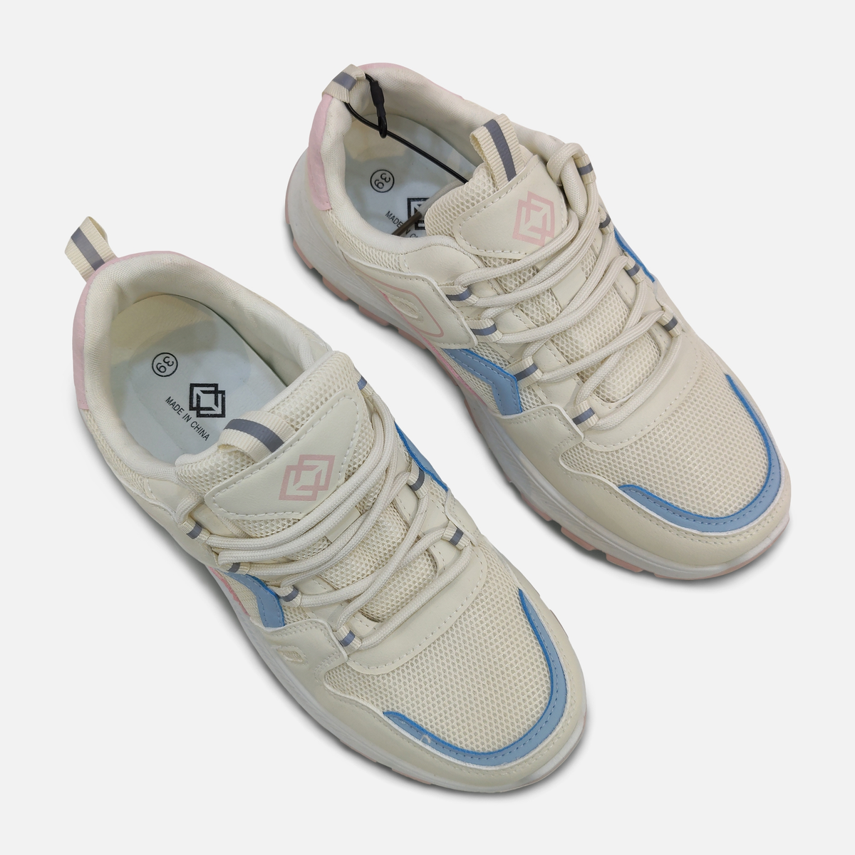 Women Lace-Up Mesh Sneakers