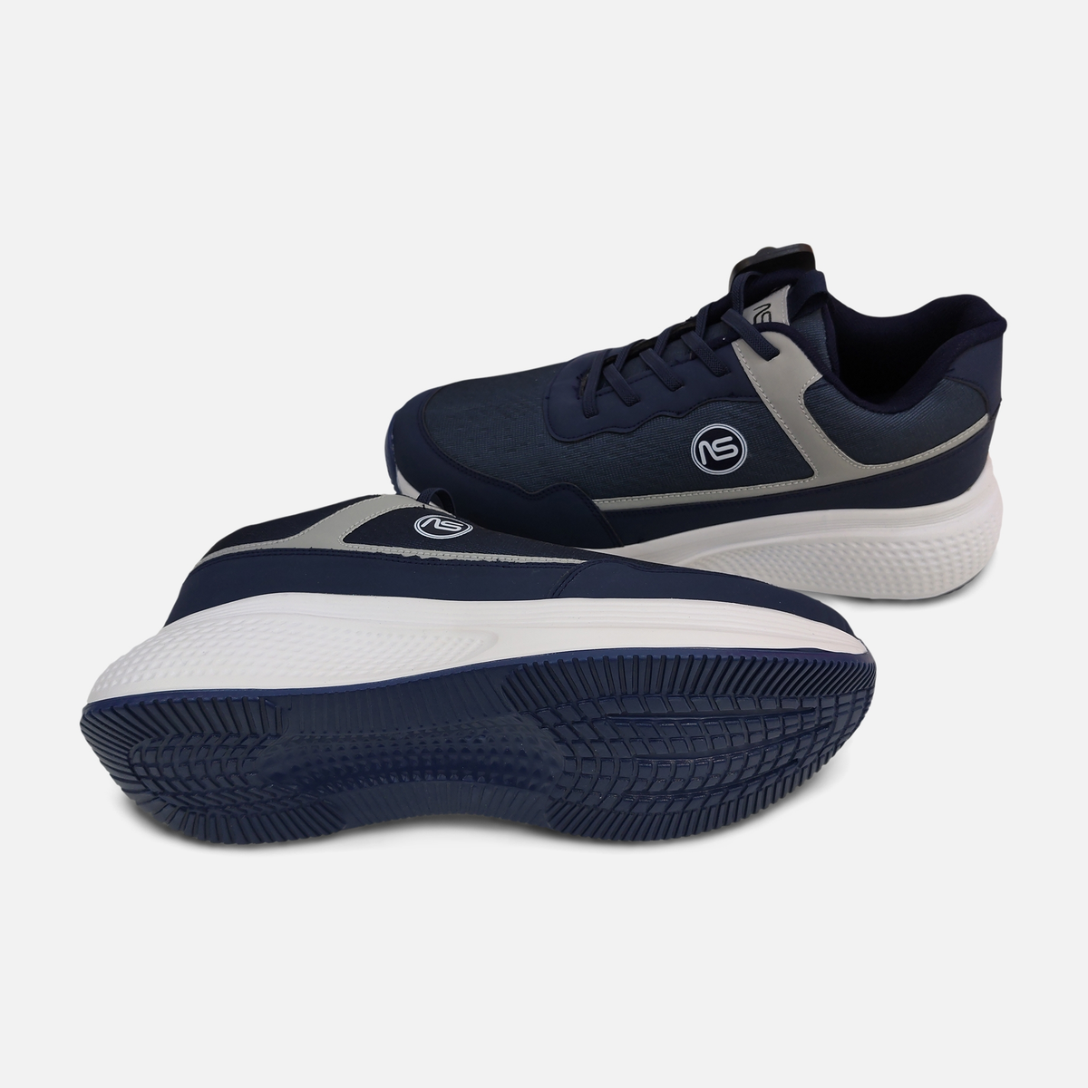 Men Lace-Up Sneakers