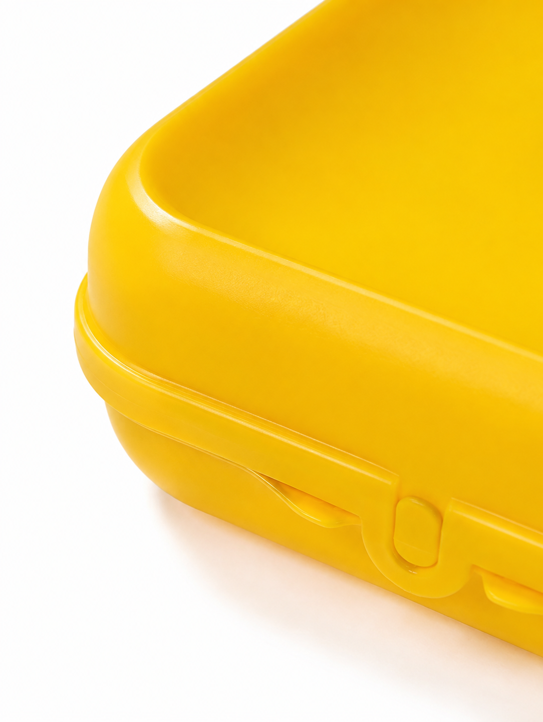 Multi-size lunch box set with cutlery