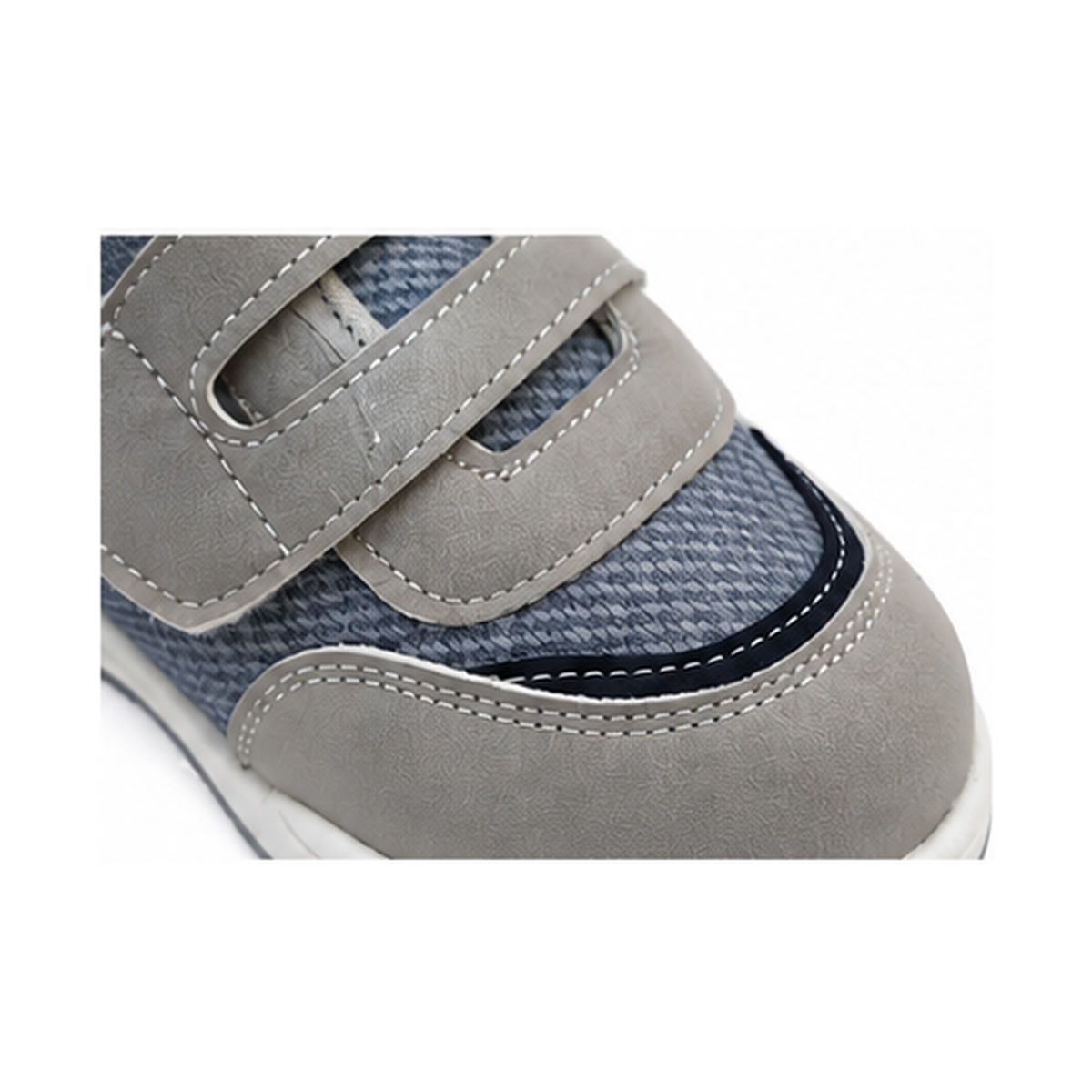 Boys casual sneakers with hook-and-loop straps