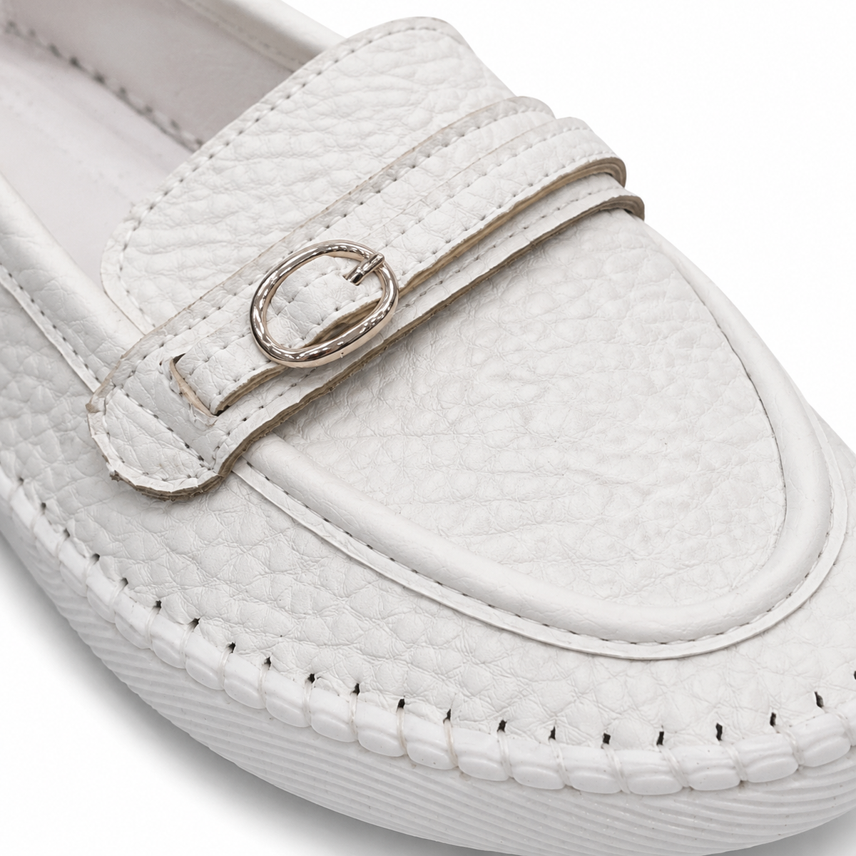 Women Textured Loafers With Metal Buckle