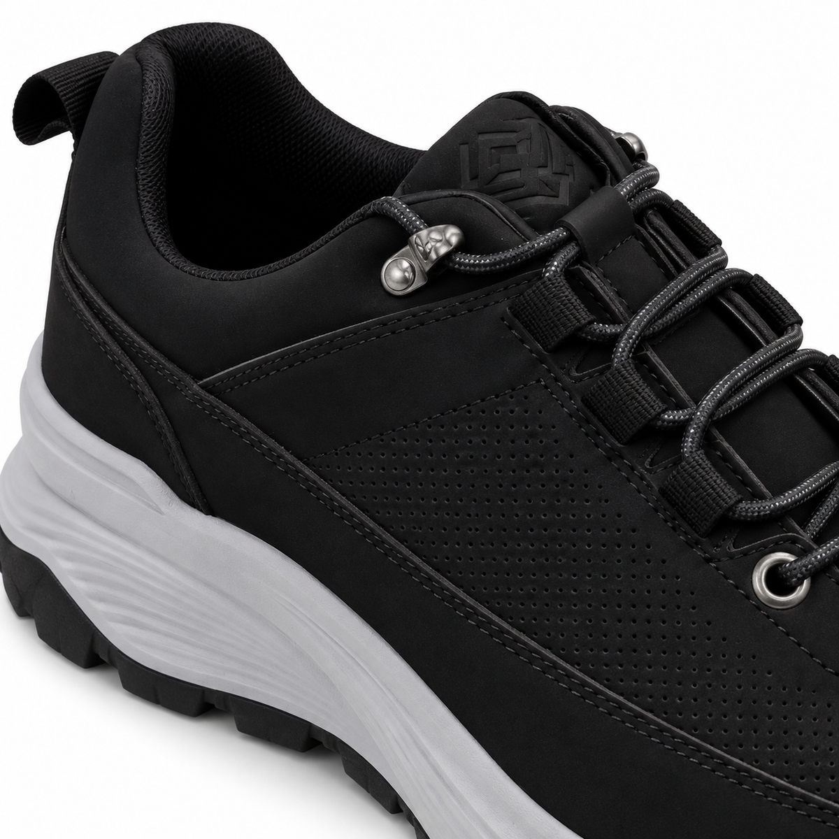 Men Lace-Up Sports Shoes