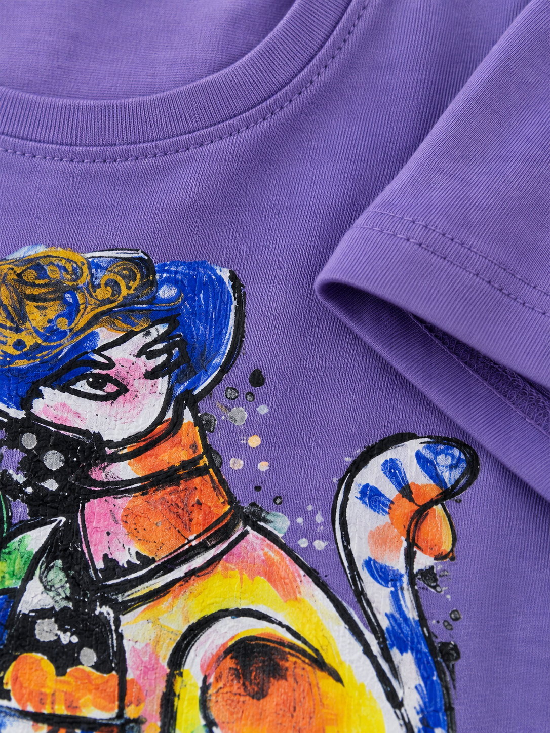 Artistic Cat Graphic T-Shirt
