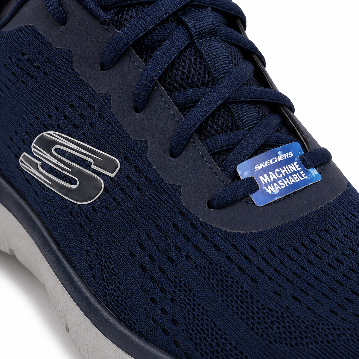 Lightweight Mesh Walking Shoes