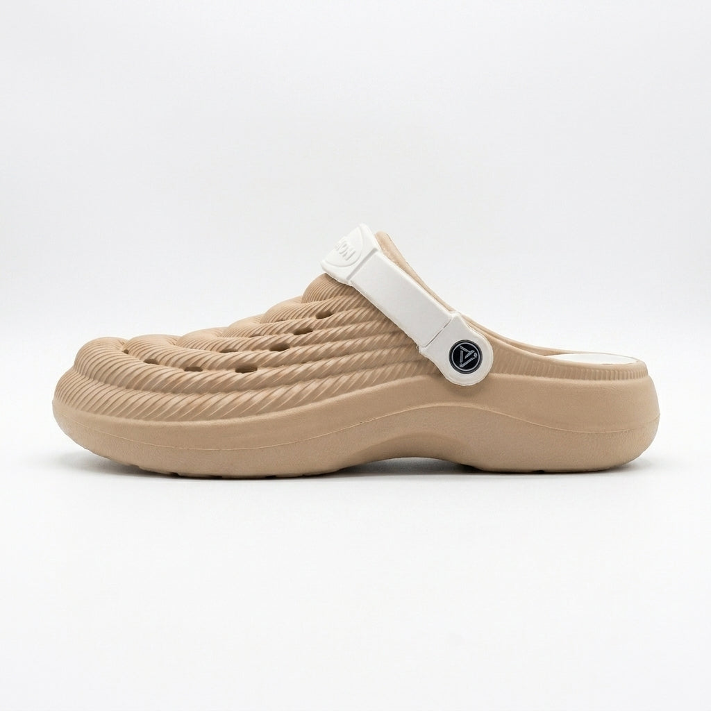 Unisex Wave Texture Clog Sandals With Back Strap