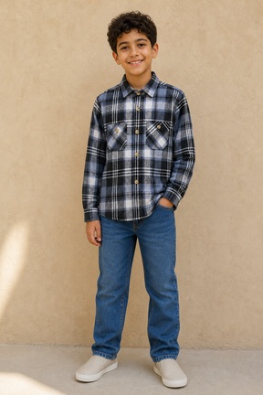 NAVY-WHT - on model