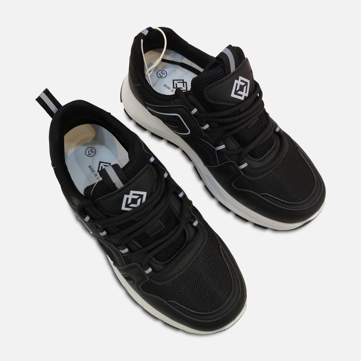 Women Lace-Up Mesh Sneakers