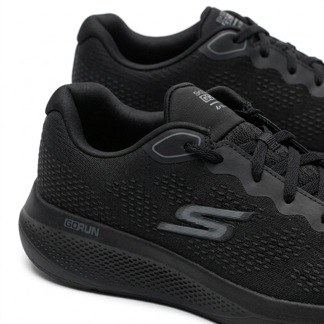 Men Go Run Elevate Running Sneakers
