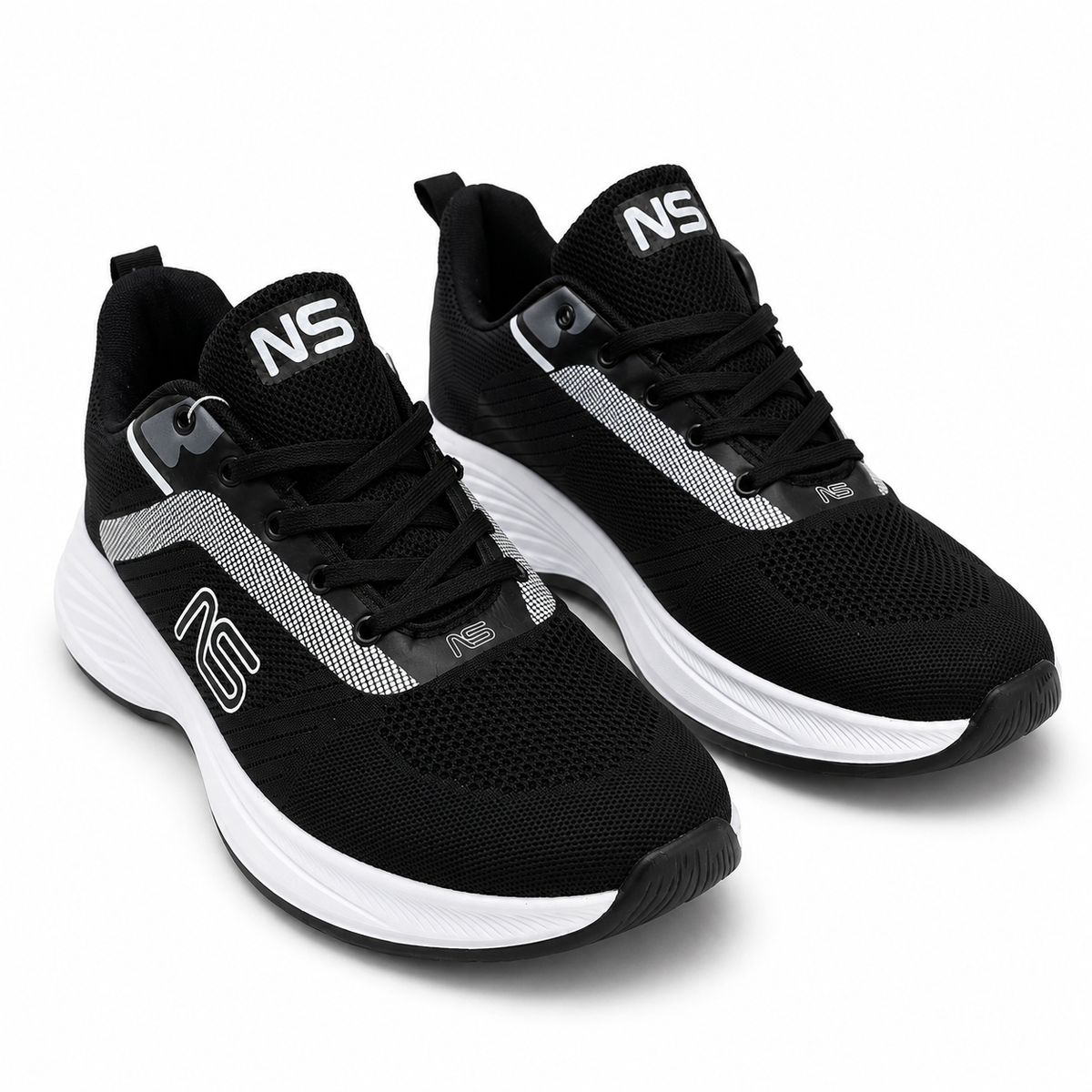 Mesh running shoes with lightweight sole
