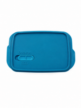 Multi-compartment lunch box with cutlery