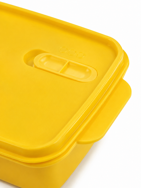 Rectangular food container with secure lid and steam vent