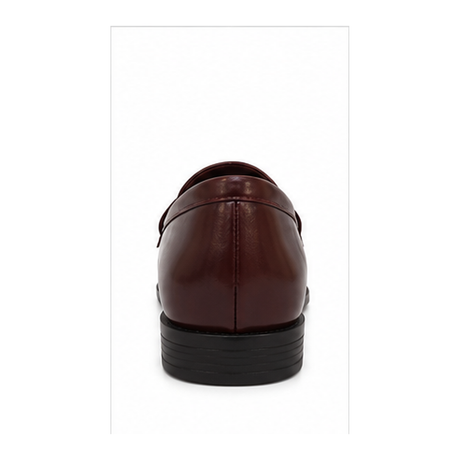Women Metal Detail Loafers