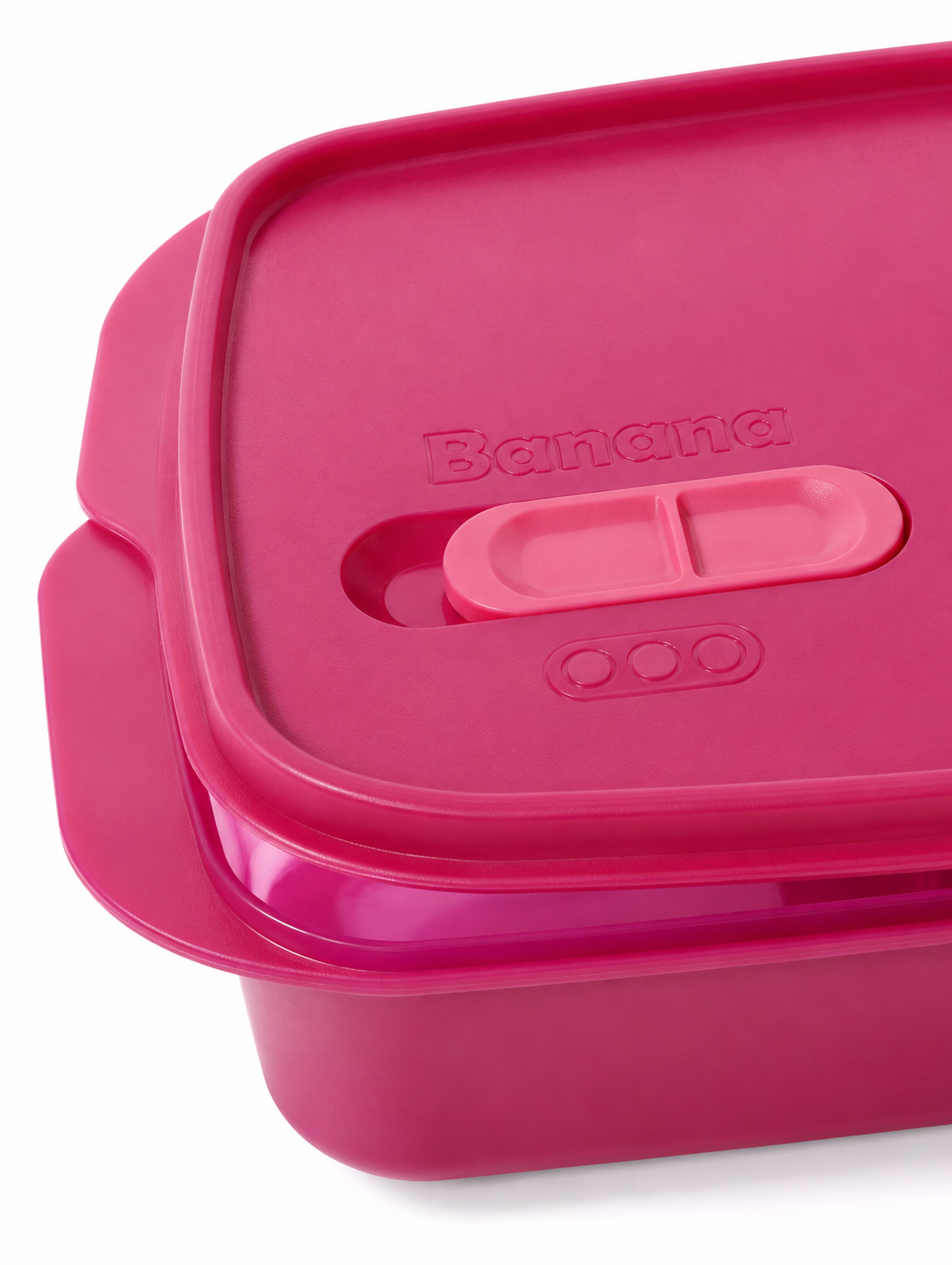 Multi-compartment lunch box with cutlery