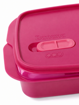 Multi-compartment lunch box with cutlery