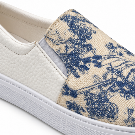 Women Artistic Print Slip-On Sneakers