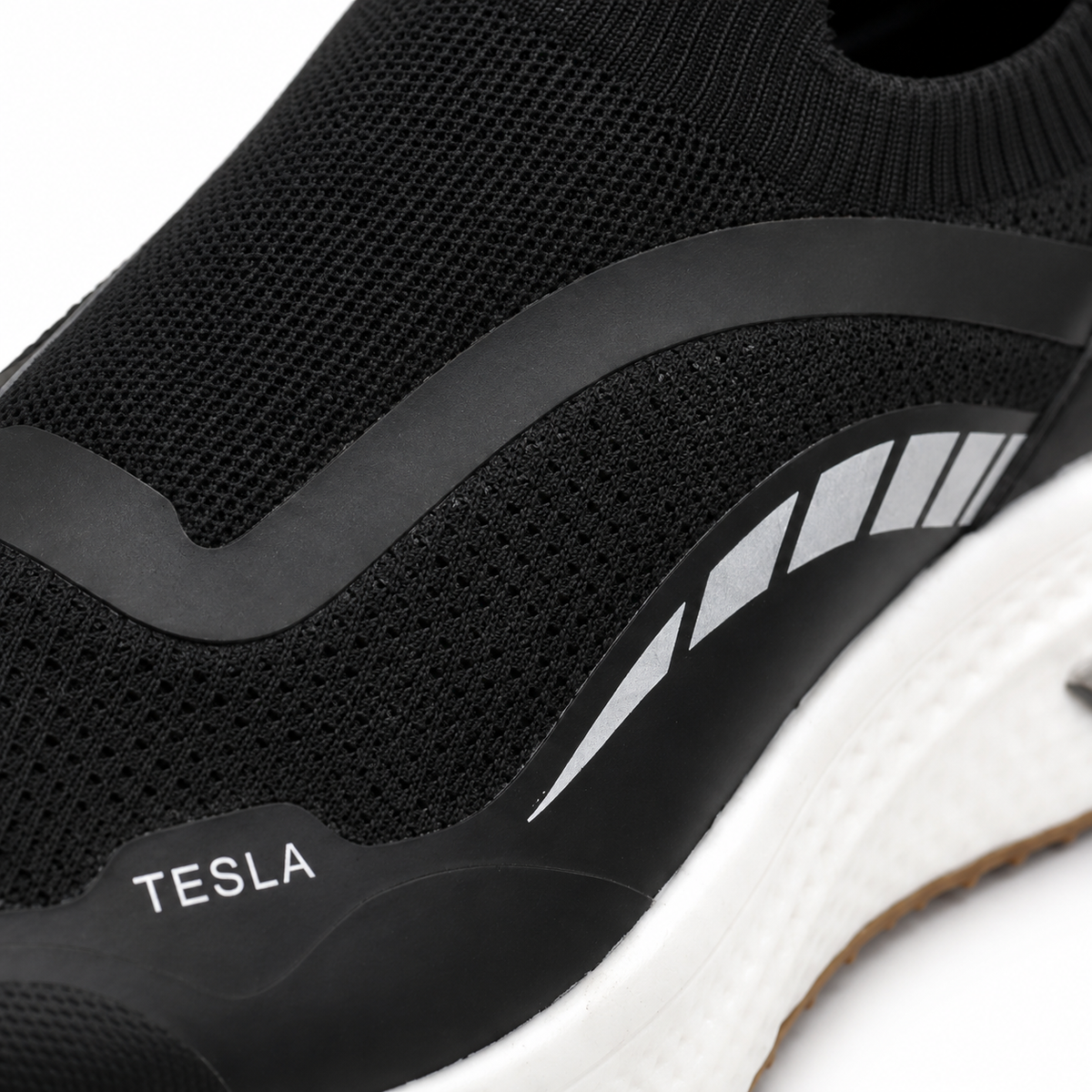 Men Slip-On Casual Sneakers