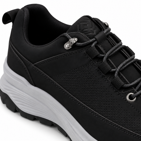 Men Lace-Up Sports Shoes